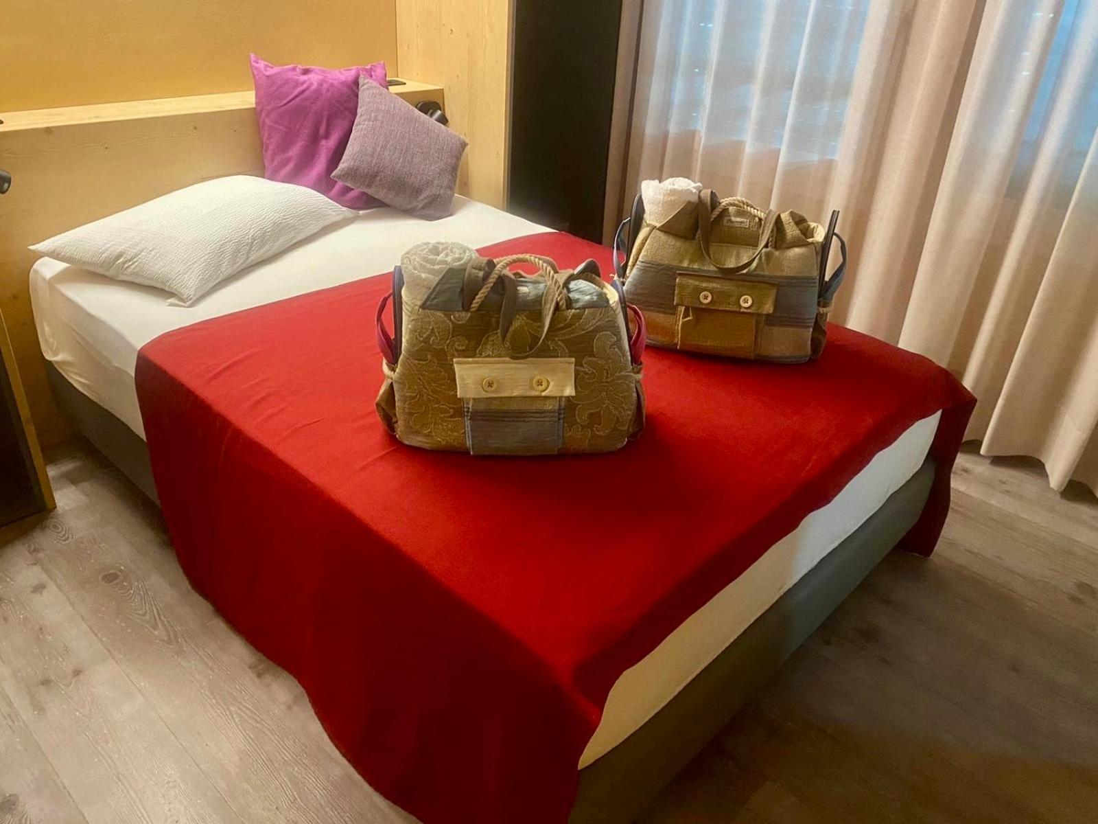 Carla Failela Hotel Valli del Pasubio Buitenkant foto